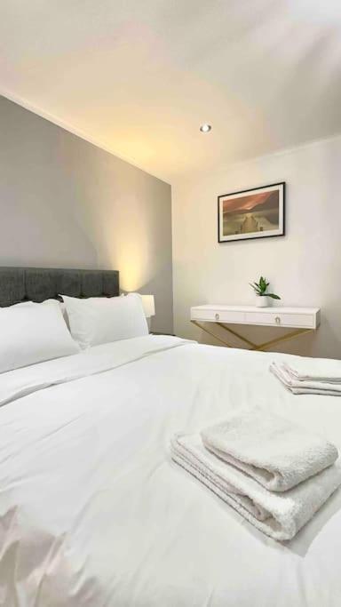Apartamento A Beautiful Stylish 2 Bedroom -city Of Londres